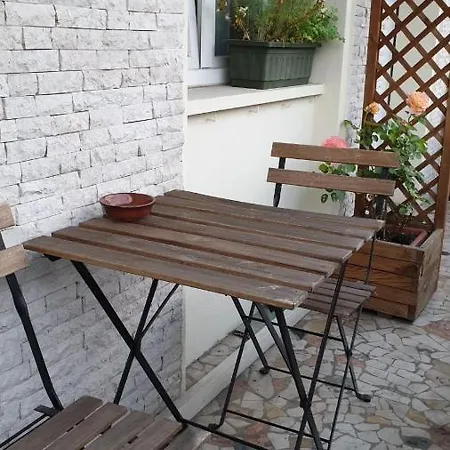 فندق مبيت وإفطار Amaverona فيرونا