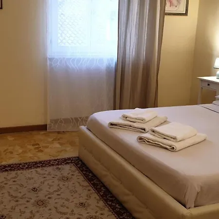 فندق مبيت وإفطار Amaverona فيرونا