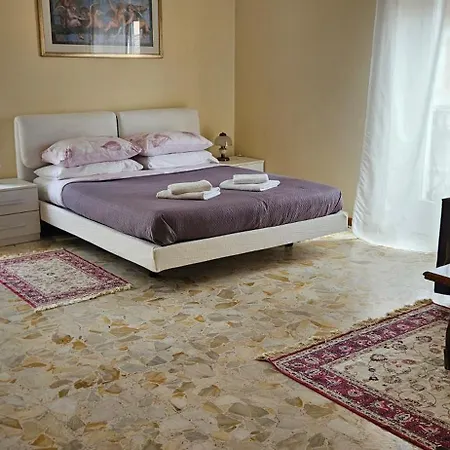 فندق مبيت وإفطار Amaverona 4*